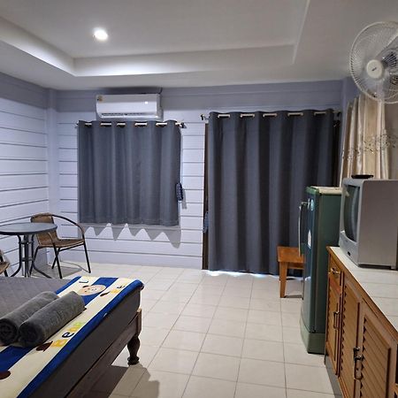 Phonsomboon Guesthouse Ko Tao Buitenkant foto