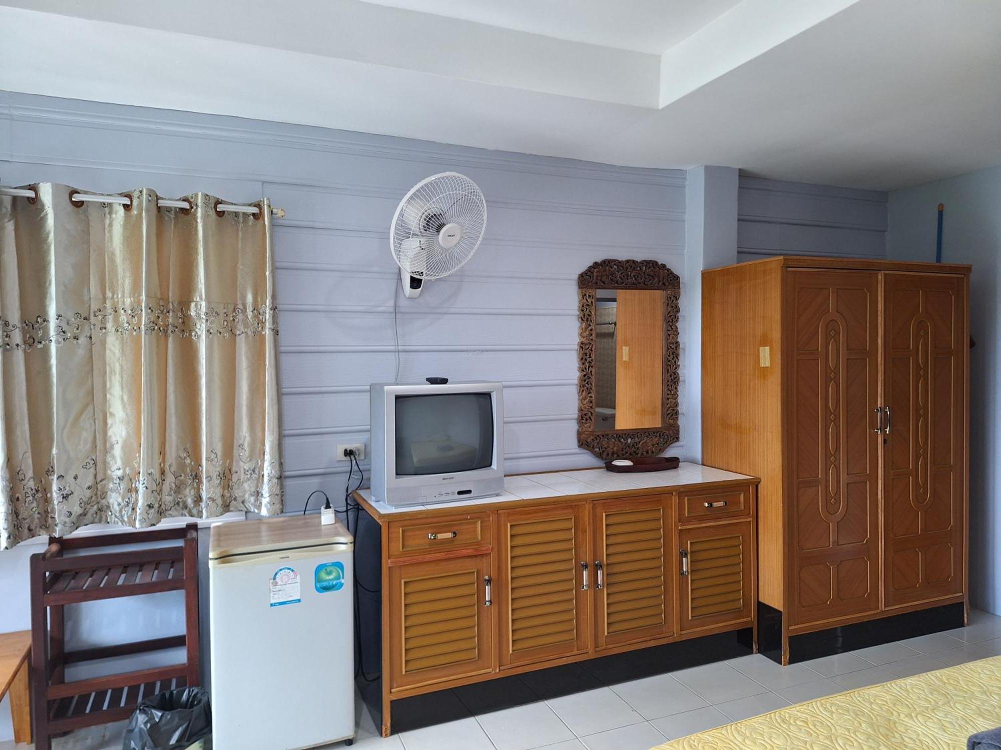Phonsomboon Guesthouse Ko Tao Buitenkant foto