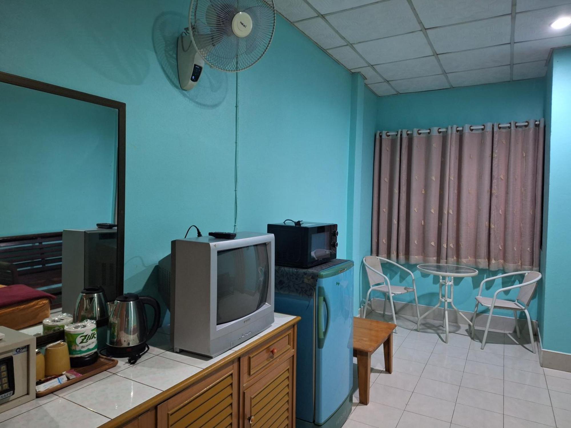 Phonsomboon Guesthouse Ko Tao Buitenkant foto